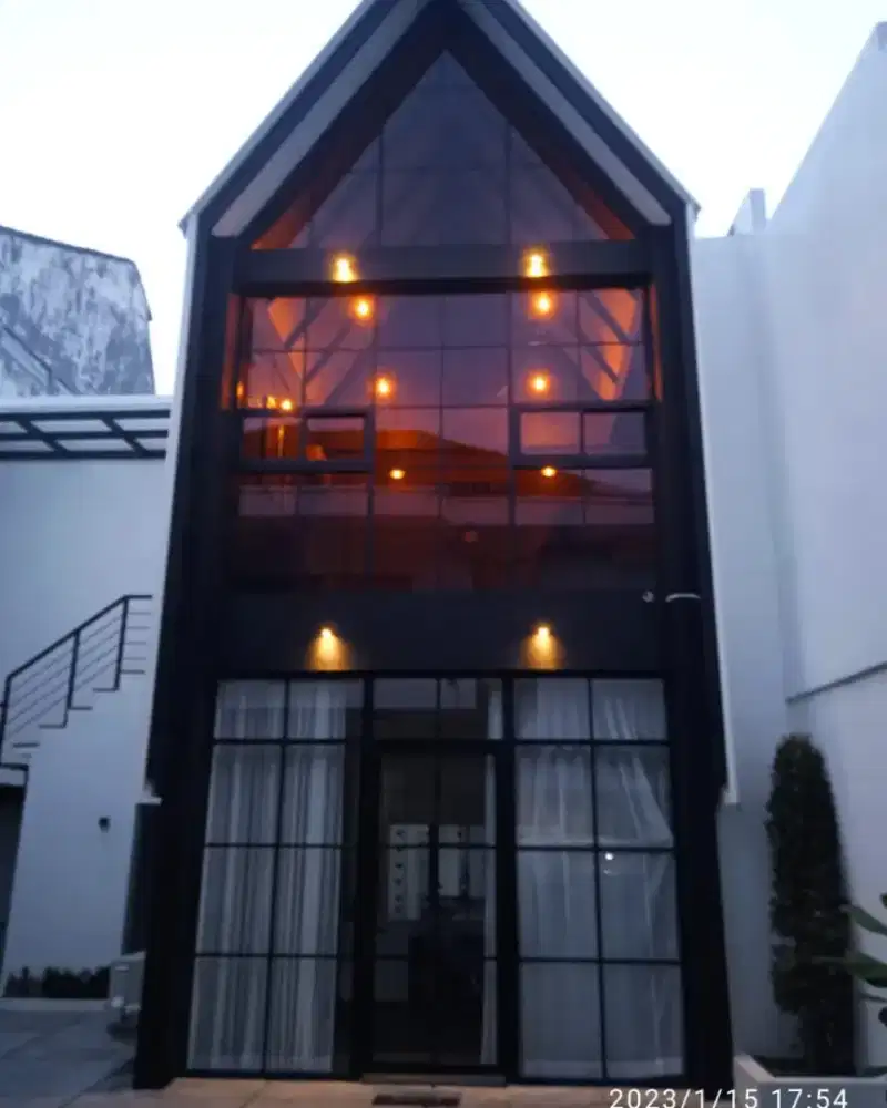 stiker kaca warna warni