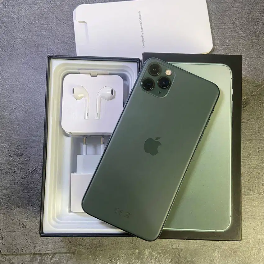 iPhone 11 Pro Max 256GB All Operator Permanent Mulus Fullset