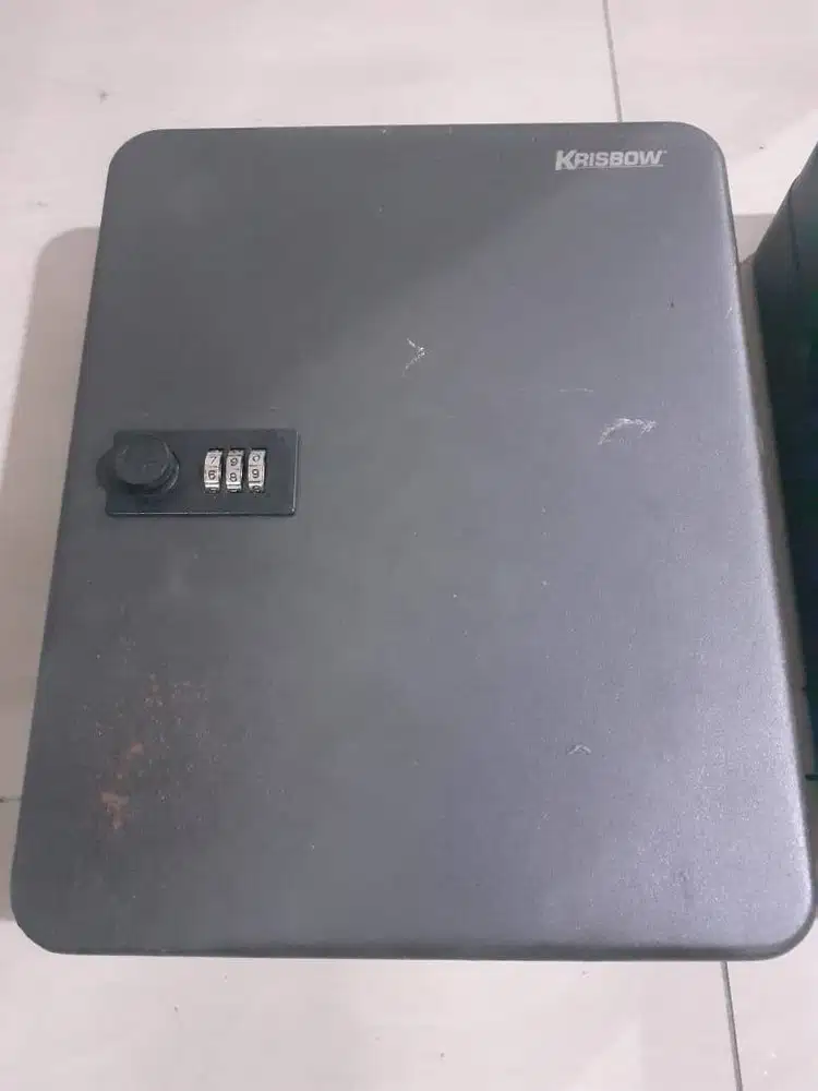 di jual krisbrow key box kotak kunci (hitam) kapasitas 36 kunci