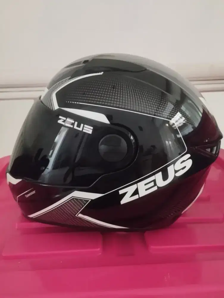 Helm Zeus Full Face ZS 811