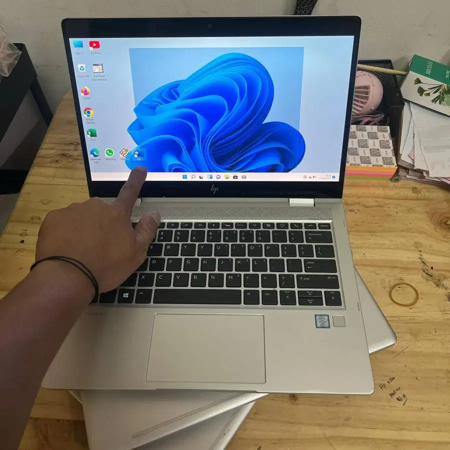 Hp Elitebook X360 830 G6 CORE i7 Gen 8Th RAM 8/256GB Touchscreen D-VR