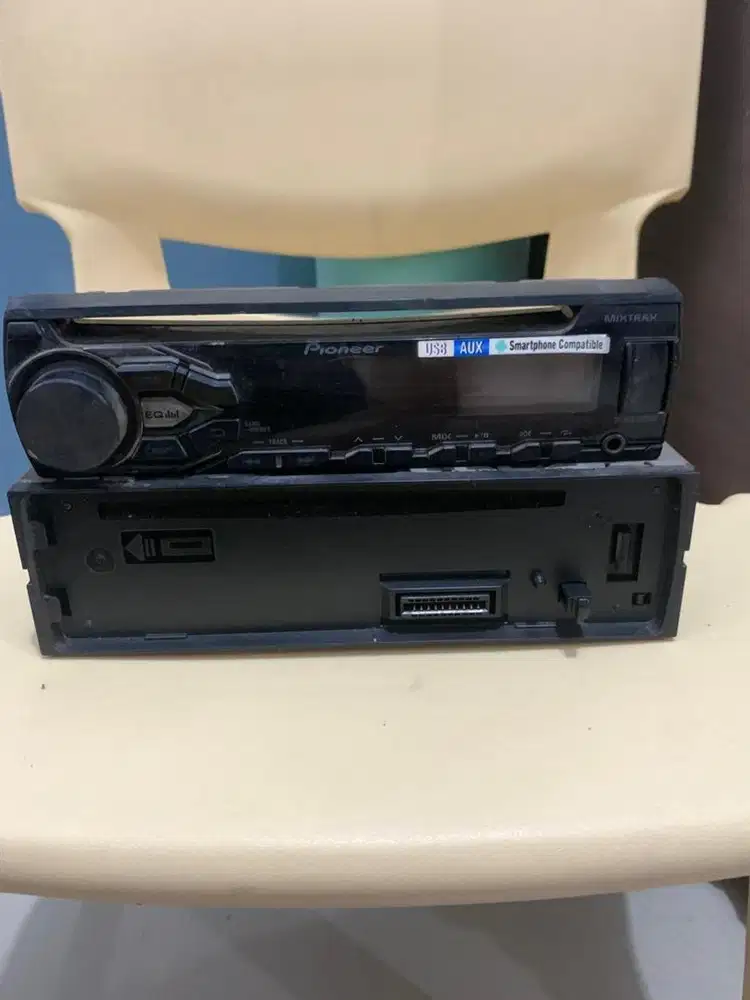 Pioneer DEH-X1850UB single din