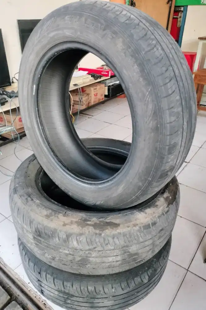 Ban Dunlop Enasave EC300+ 215/65 R17