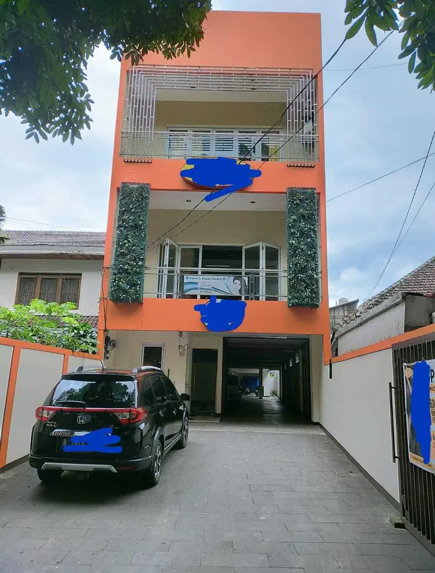 Dijual Ruang Usaha Strategis Di Jalan Riau