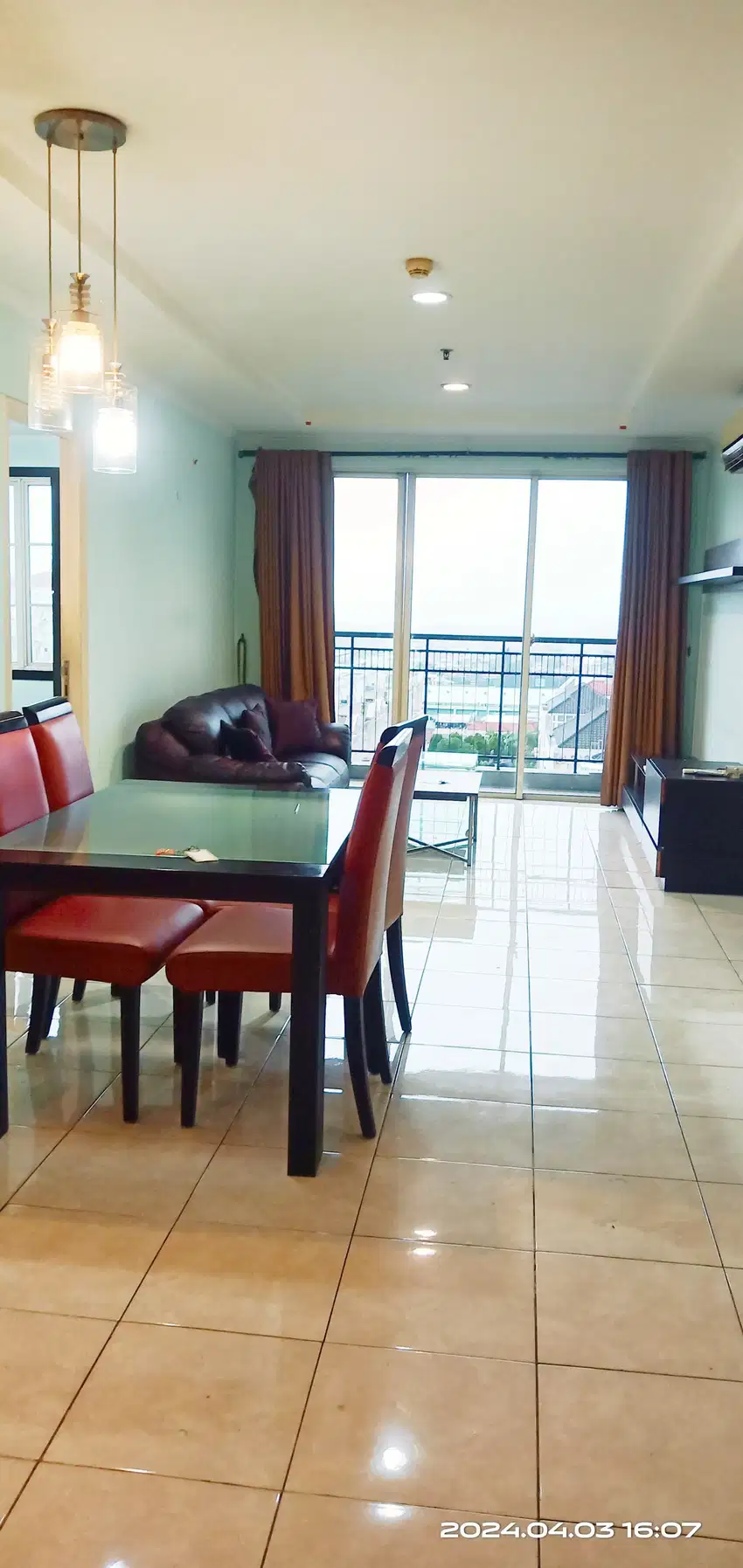 Dijual apartemen French Walk MOI Kelapa Gading 3BR hadap selatan