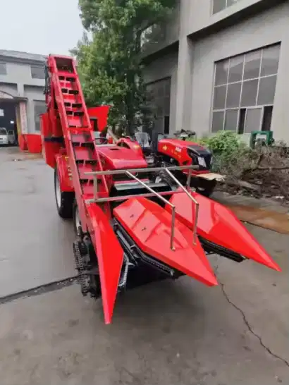 mesin panen jagung skala besar