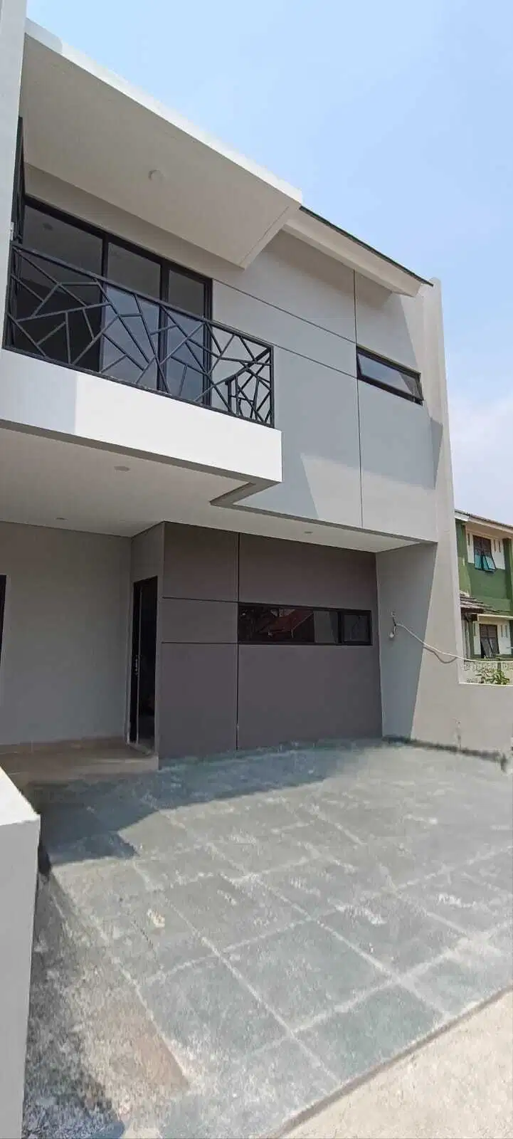 JATIKRAMAT BEKASI RUMAH MODERN INDUSTRIAL STYLE 2 LT HARGA 700 AN 284