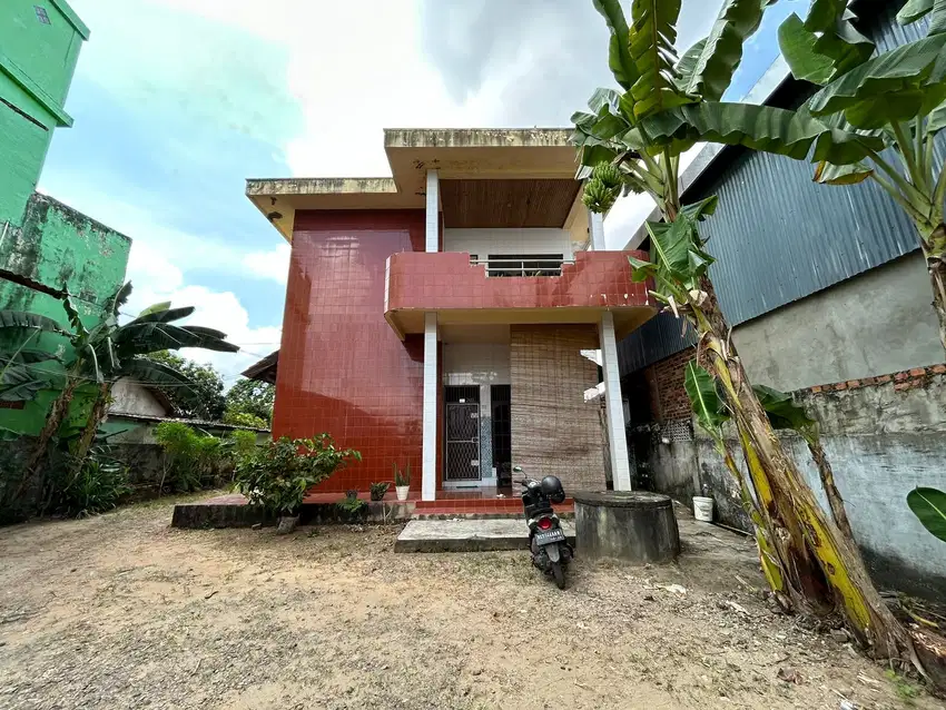 DIJUAL RUMAH BONUS BENGKEL JALAN ABDUL ROZAK CELENTANG PALEMBANG