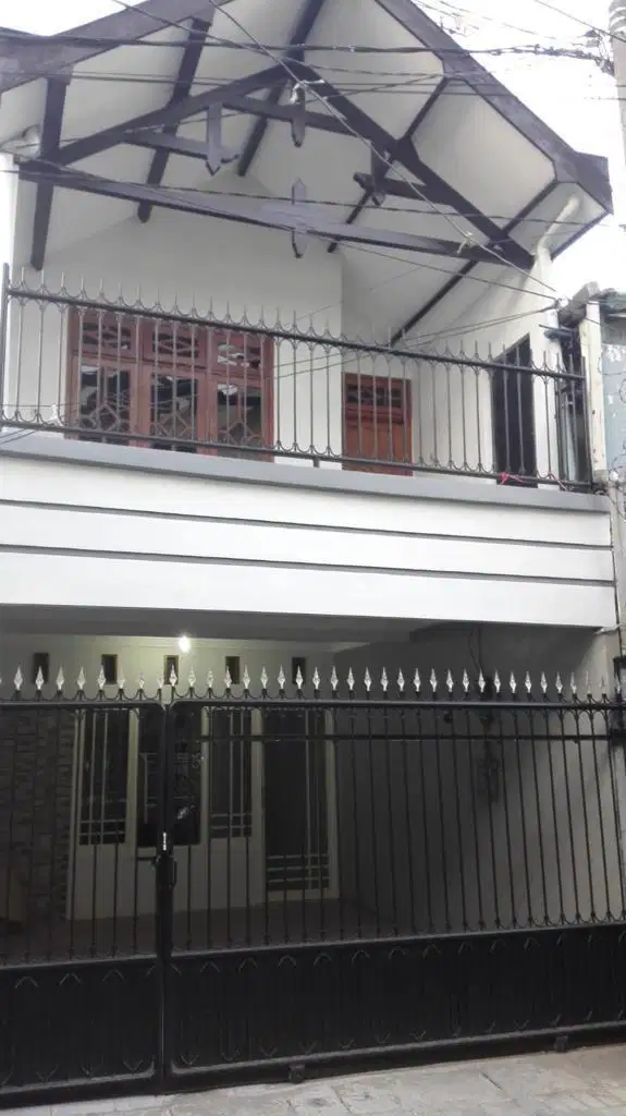 Rumah Gubeng Kertajaya