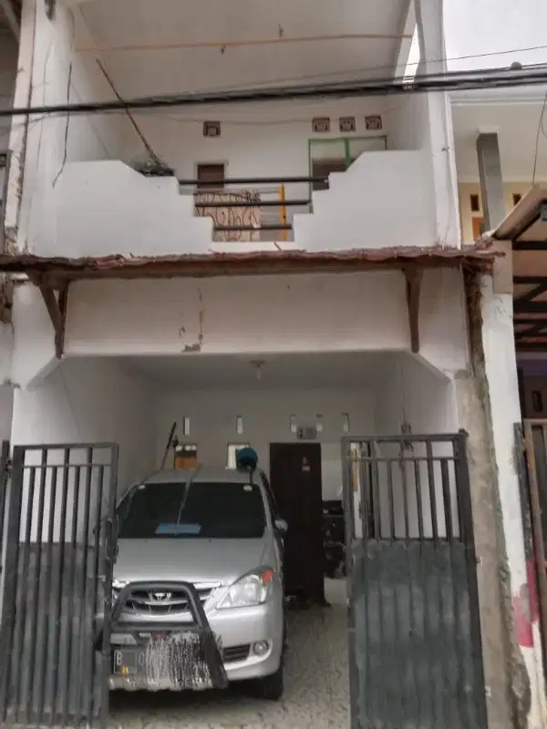 Rumah Murah 2 lantai  di Limo Cinere Depok