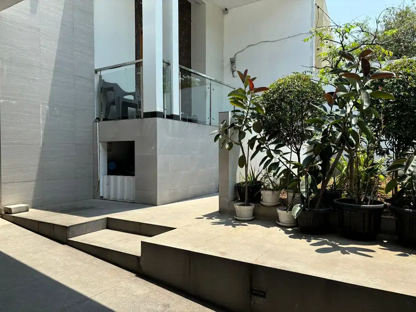 Rumah Bagus di Muara Karang