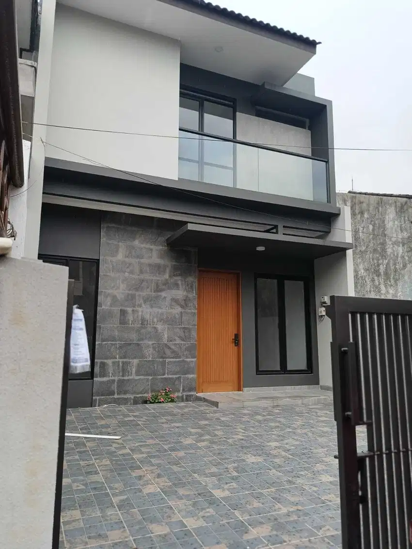 Jual Rumah baru lokasi strategis buahbatu