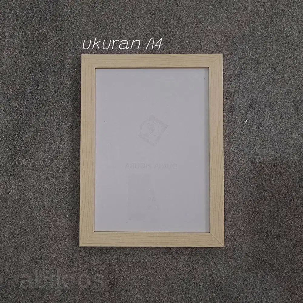 Figura frame warna kayu elegan dengan kaca hiasan dinding minimalis fr