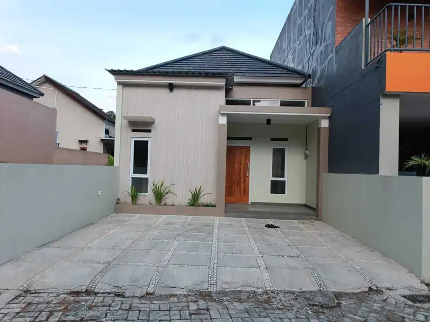 DIjual Rumah Siap Huni Jl Kaliurang KM 13 Akses Mudah bisa KPR