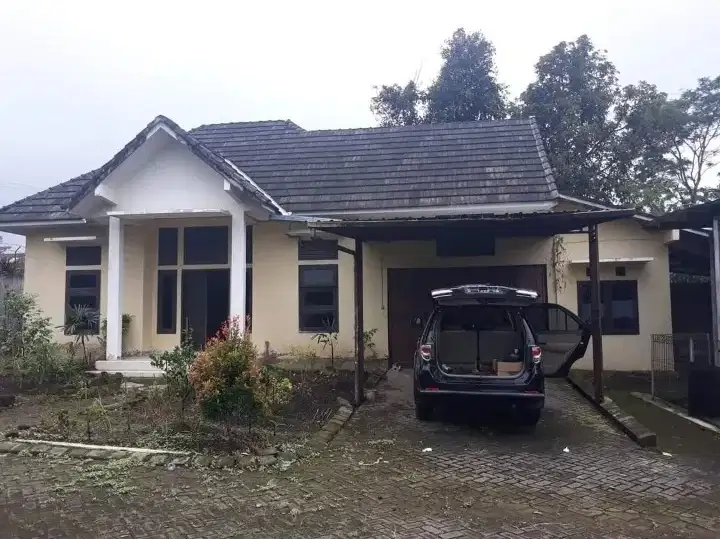 Taufik - Jual Rumah JL KERAMAT PUJON - Pujon Malang