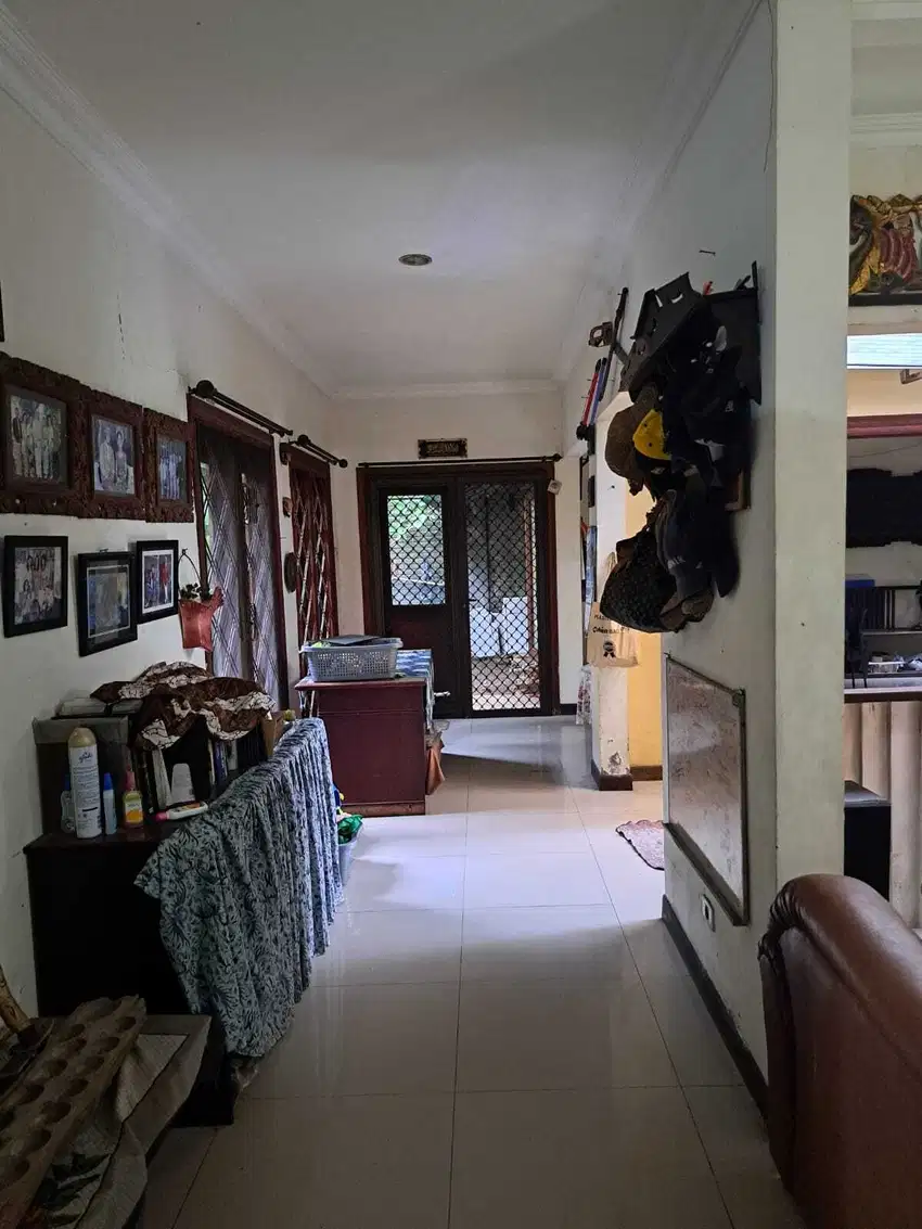 Dijual rumah yang luas,nyaman dan asri di daerah Penjaringan Sari