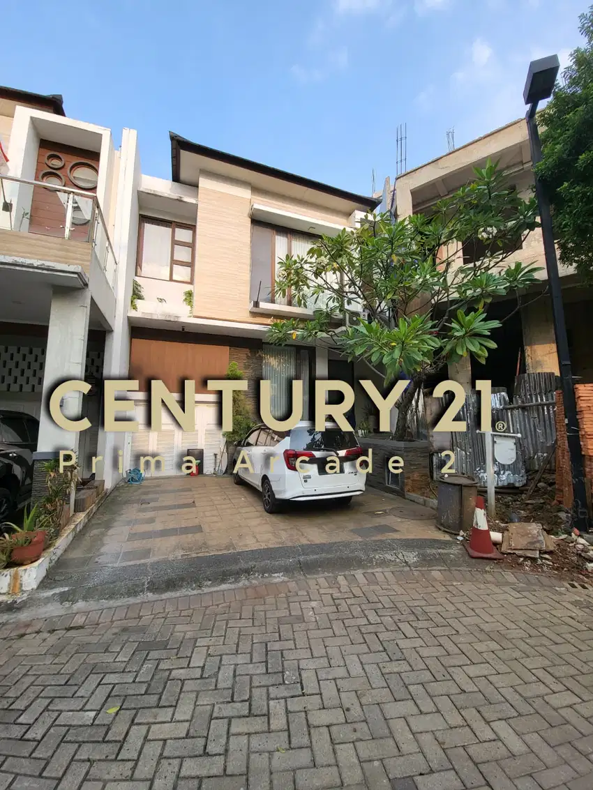 HOTSALE Rumah Hommy ada Kolam Renang di Sektor 7 Bintaro 16189Ad