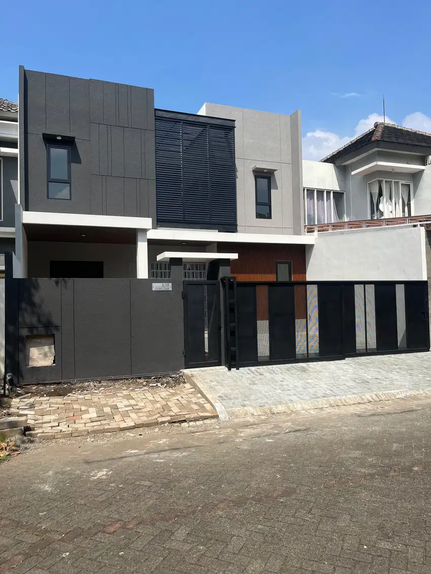 Rumah mewah araya