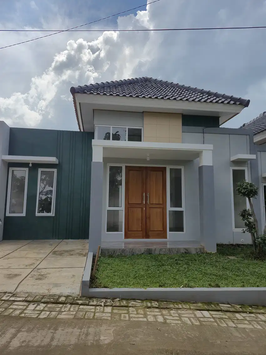 RUMAH MEWAH DI TENGAH JANTUNG KOTA