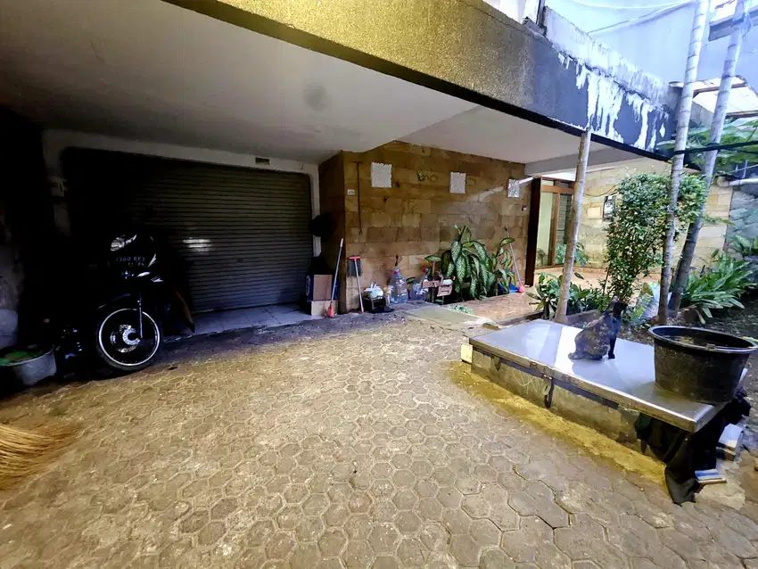 DIJUAL RUMAH TAMAN KRUKUT LT = LB 10 X 30  JAKPUS
