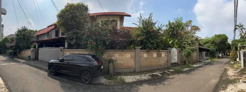 Rumah Modern Nyaman di Komplek Bumi Harapan Permai Kramat Jati Tmii