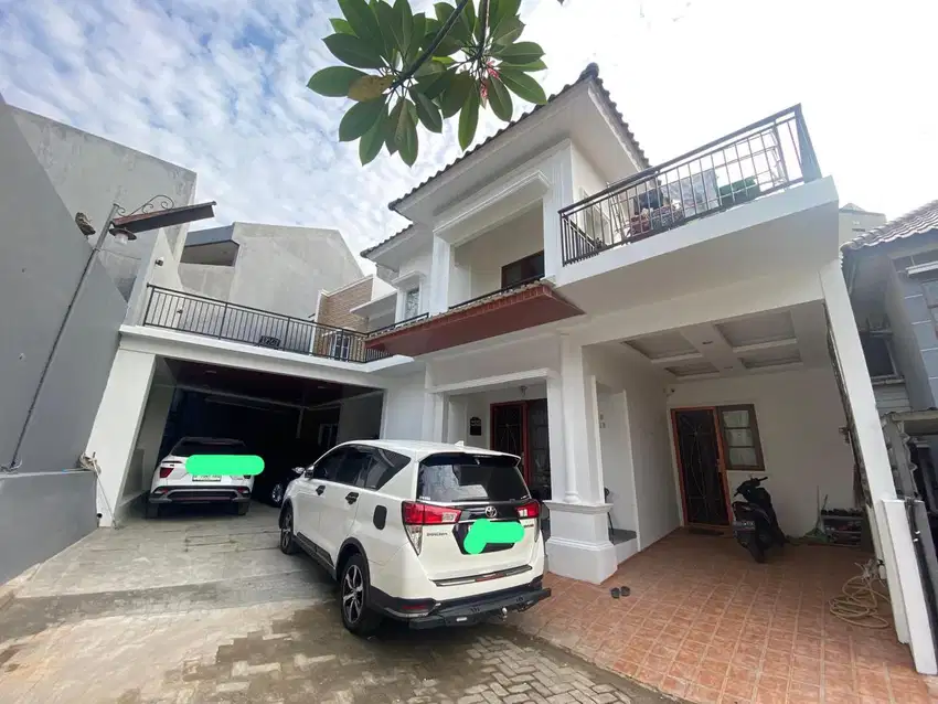 Jual rumah di puri sriwedari cibubur Rapih nyaman di cibubur