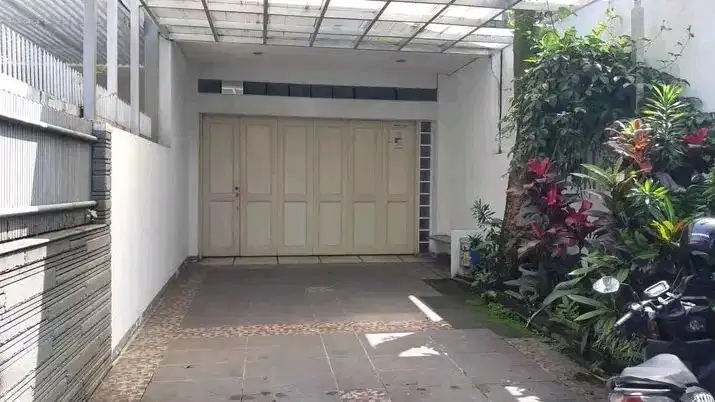 Rumah terawat siap huni best location di sayap riau