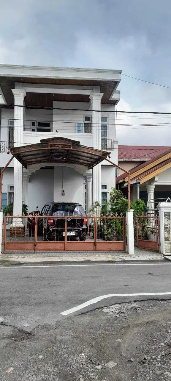Jual Rumah Jl. Adinegoro. Aur Kuning, Bukittinggi