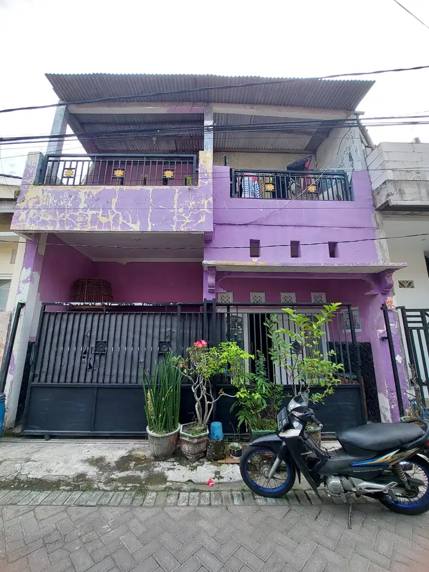 Rumah 2 Lantai Lokasi By Pass Juanda Sedati Sidoarjo