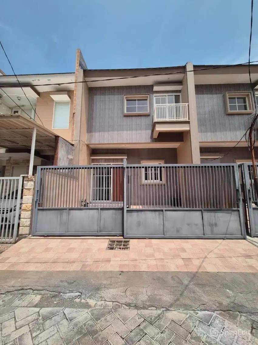 Dijual Rumah Baru Mulyosari Utara Semi Furnish