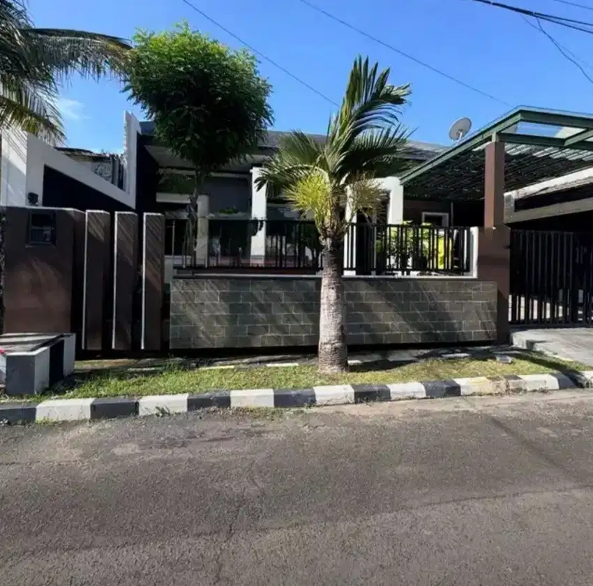 Dijual Rumah Darmo Permai Timur dekar Pakuwon Surabaya Barat