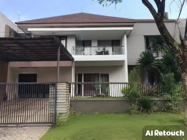 Dijual Rumah Graha Family Strategis Siap Huni