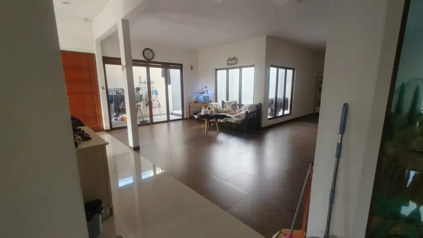 Dijual Rumah Cluster Versailes Residence BSD CITY