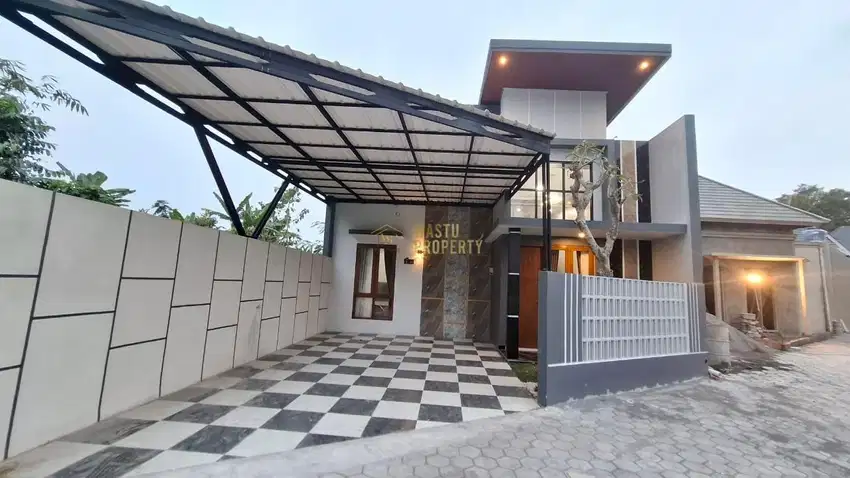 DIJUAL RUMAH LUAS DEKAT DENGAN RS MITRA PARAMEDIKA DI NGEMPLAK, SLEMAN