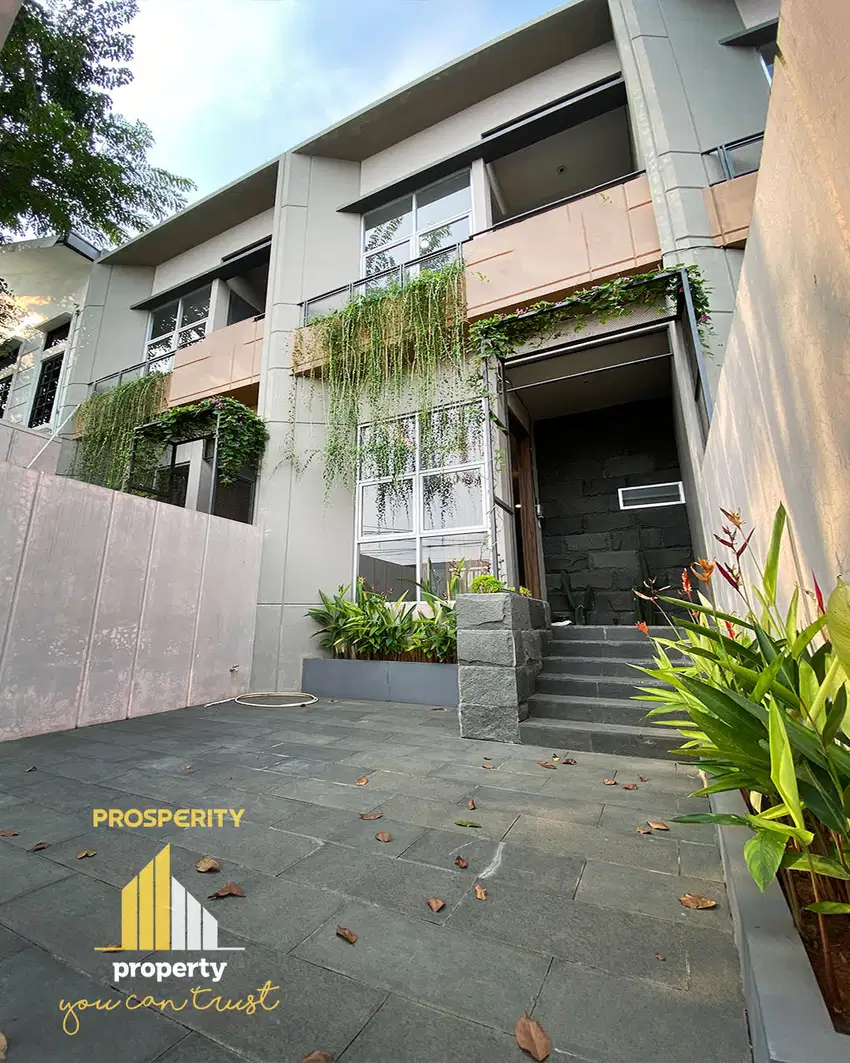 Rumah Modern Minimalis Brand New di Kavling DKI, Meruya Jakarta Barat