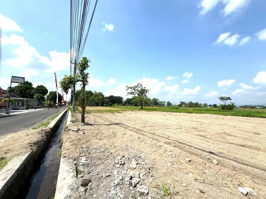 Tanah Sleman Jogja Tepi Jalan 3 Juta-an