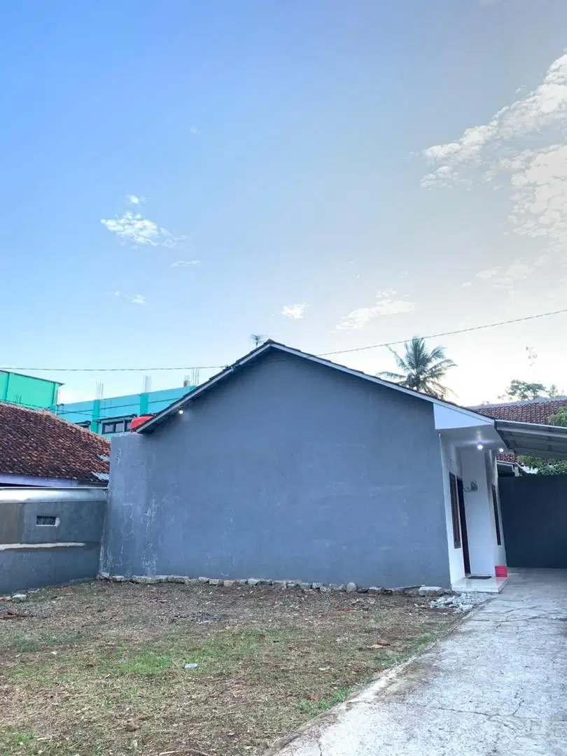 DI KONTRAKAN / SEWAKAN RUMAH KELUARGA PER 6 bulan
