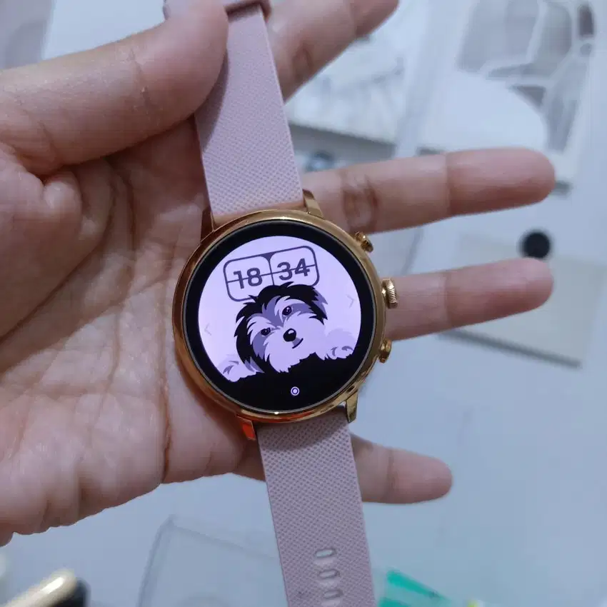 Fossil smartwatch gen 4 preloved