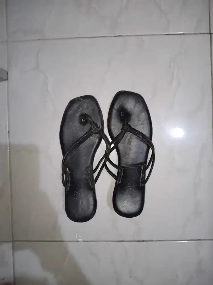 Sandal wanita  remaja dewasa