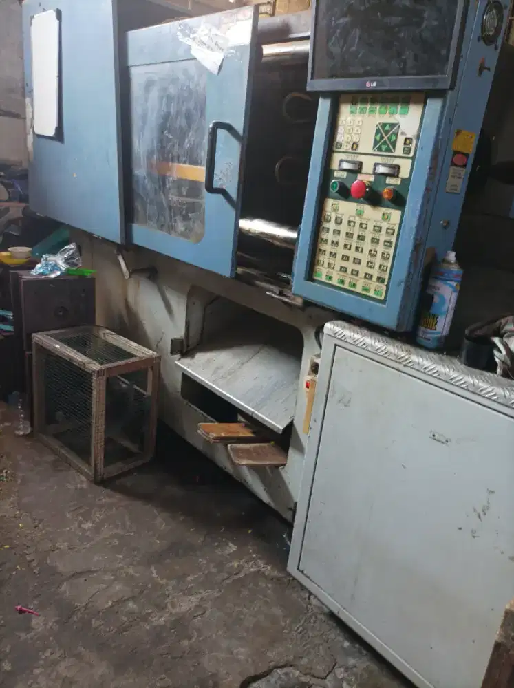 Dibutuhkan operator mesin