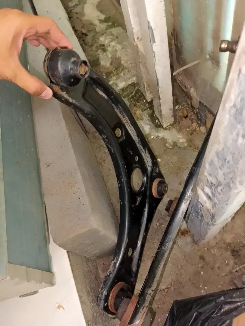 Lower Arm LH-RH Datsun Go+