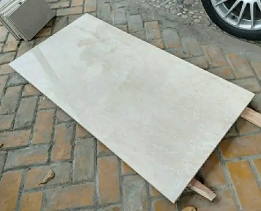 Marmer Lantai Asli Size 120 x 60 Cm