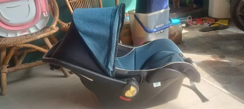 Car seat merek plico