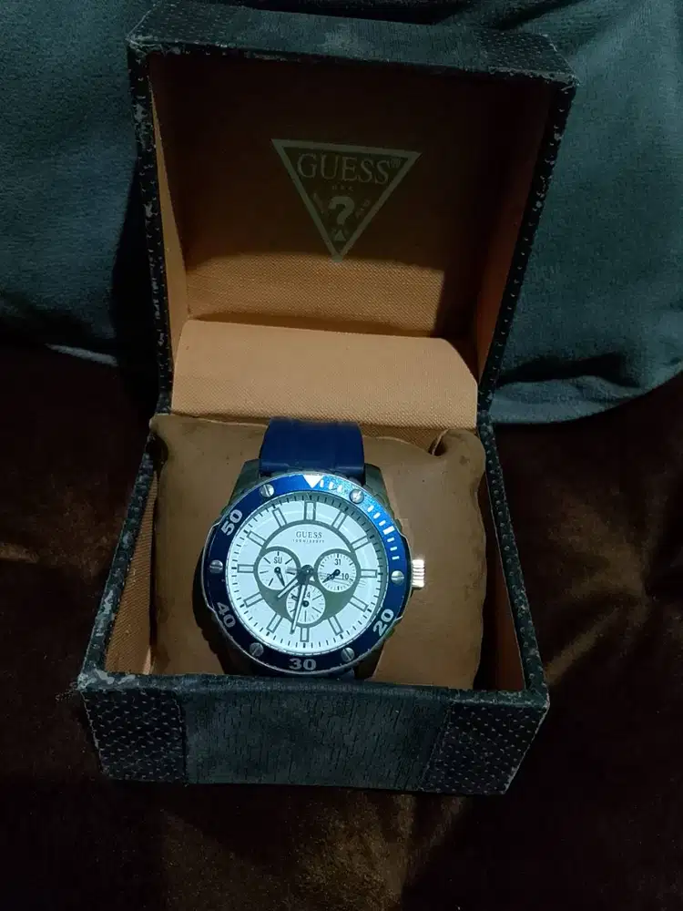 Jam tangan guess W10616G3