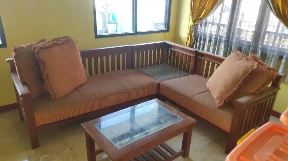 Sofa Kayu Jati bentuk L