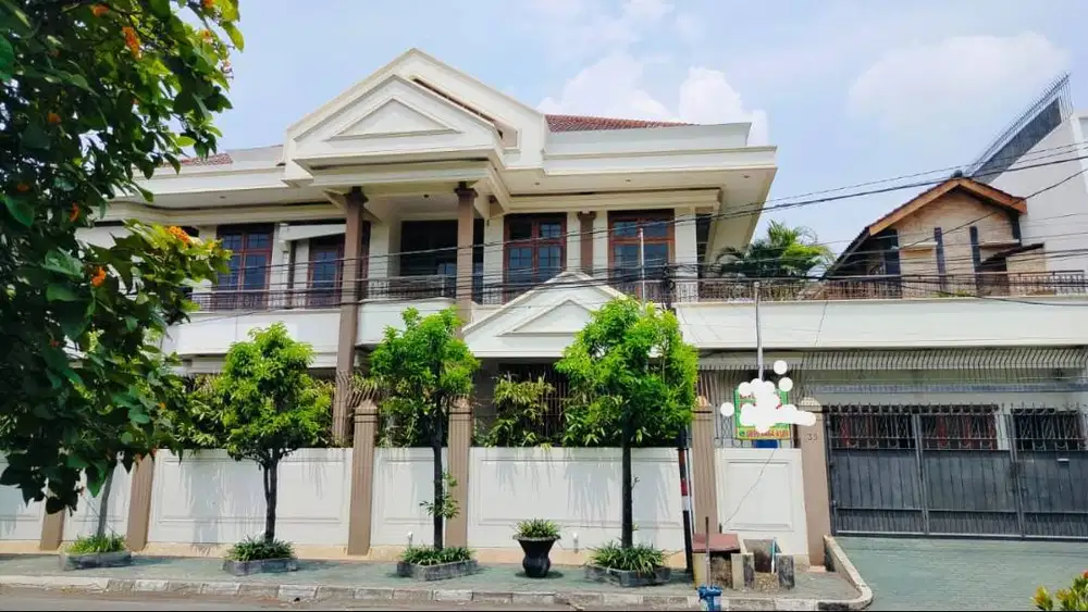 Di jual rumah Nginden Intan - surabaya.