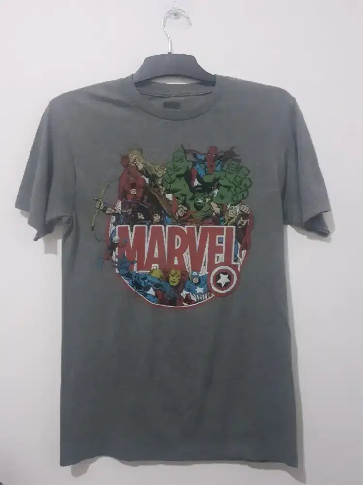 Kaos MARVEL Tag Sablon MARVEL Unisex