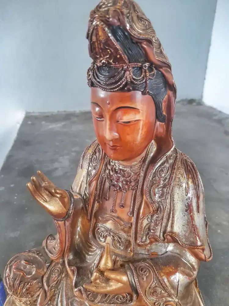 Patung Rupang Antik Kwan Im Budhaa sangat tua