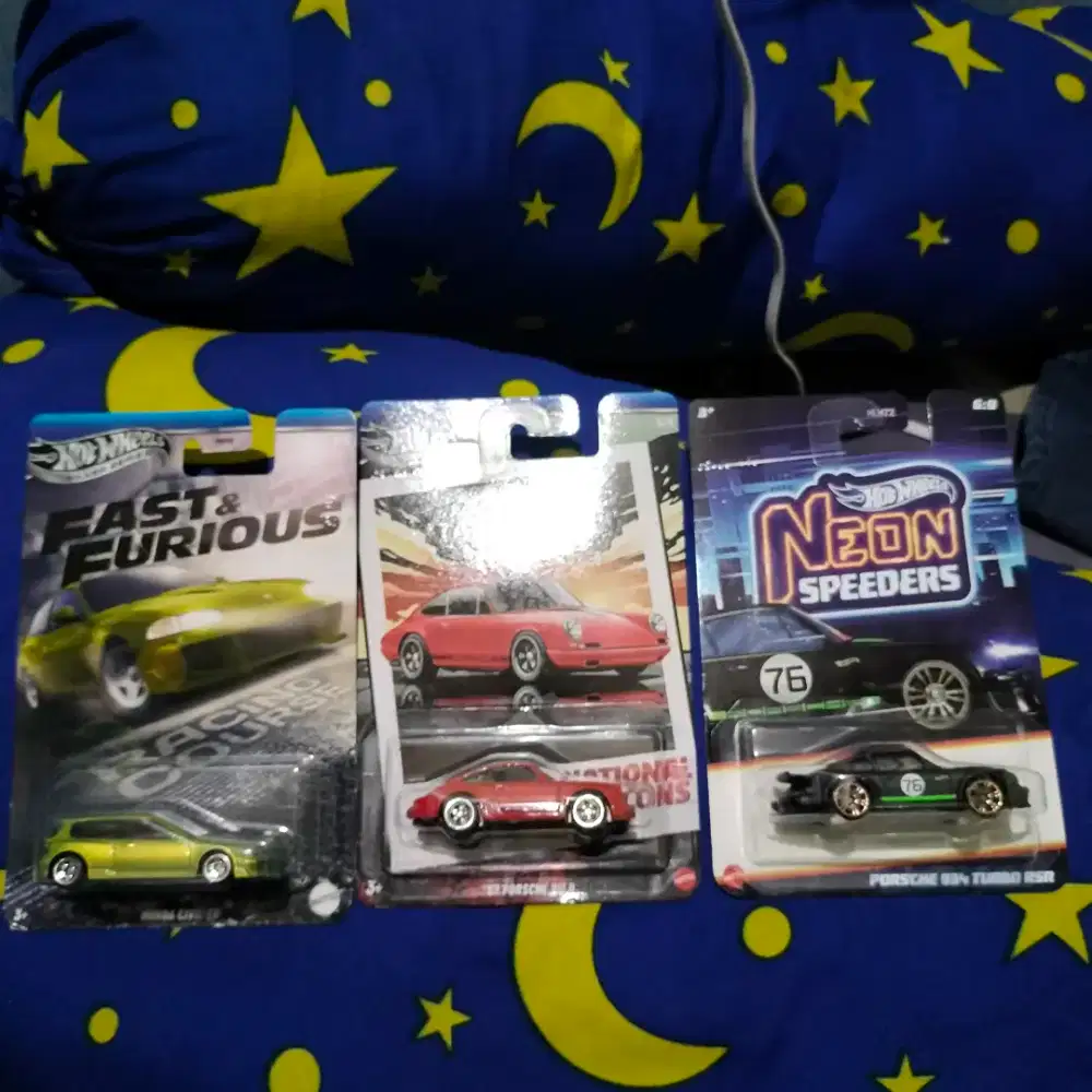 Honda civic, Porsche, dan Porsche 911 R