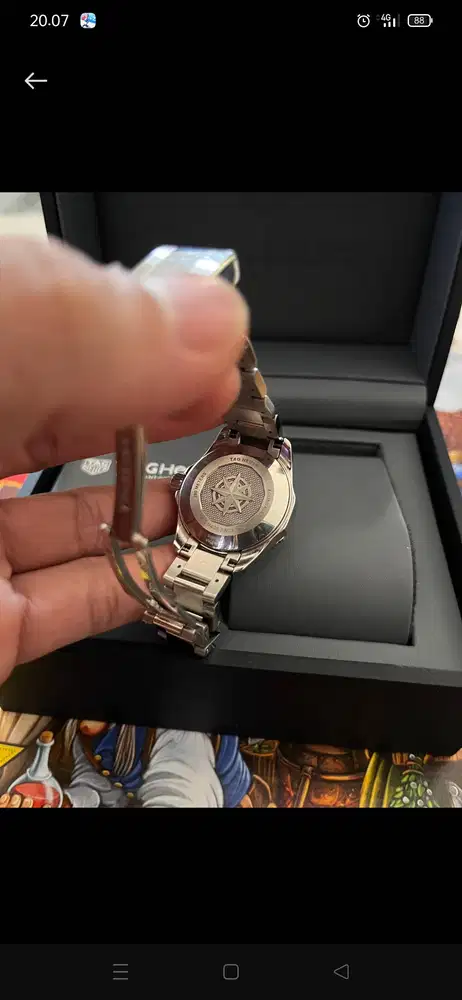 Jam tangan Taq Heuer